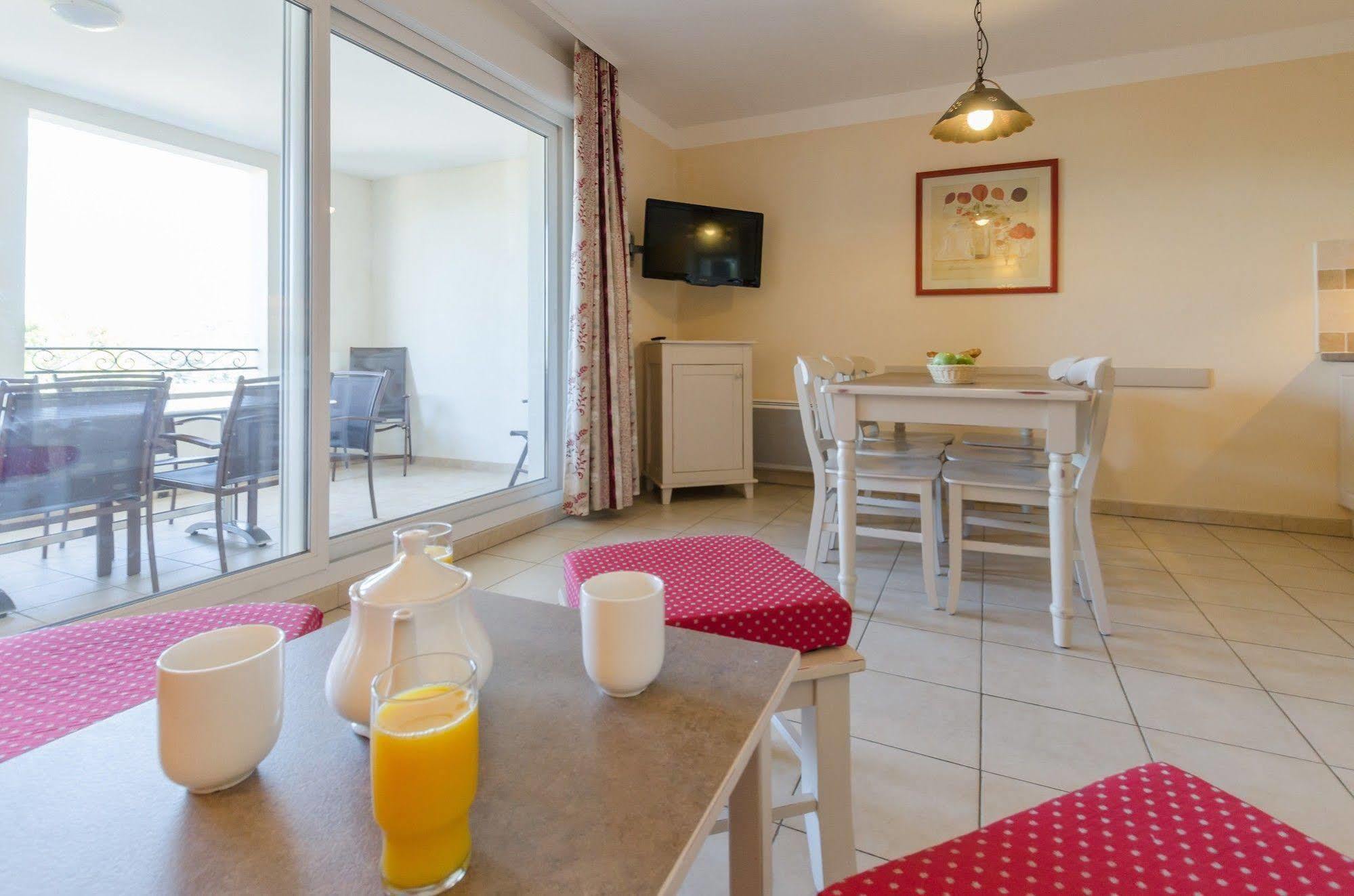 Residence Pierre & Vacances Les Coteaux De Pont-Royal Mallemort Extérieur photo