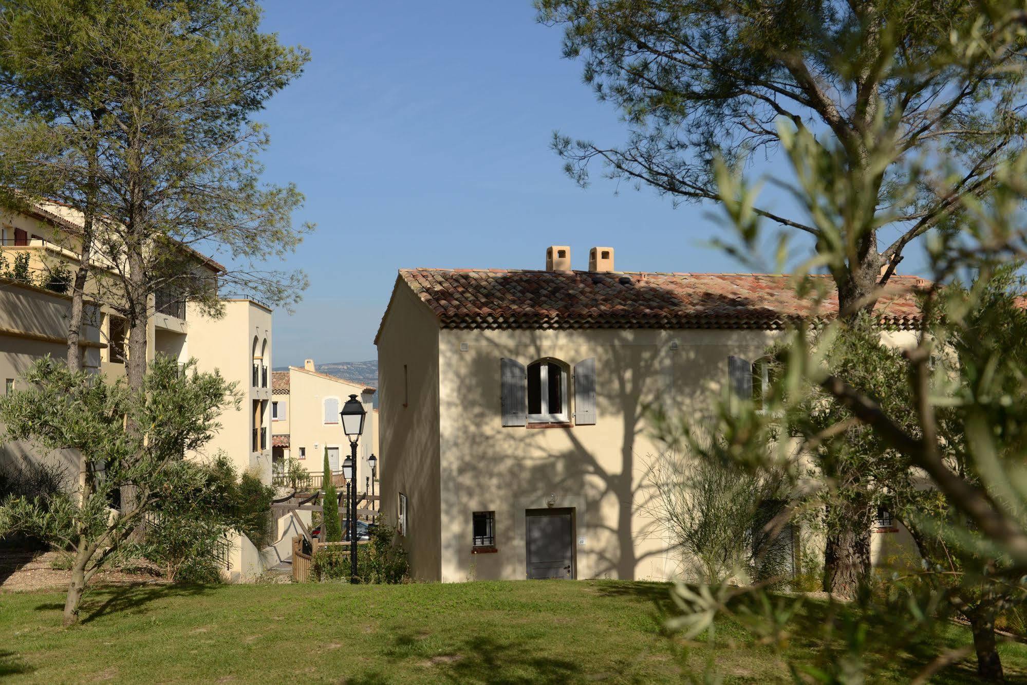 Residence Pierre & Vacances Les Coteaux De Pont-Royal Mallemort Extérieur photo